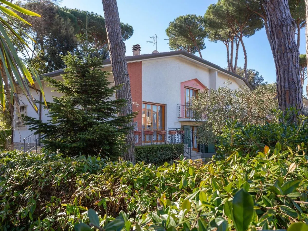 Holiday Home Patrizia By Interhome Marina di Pietrasanta
